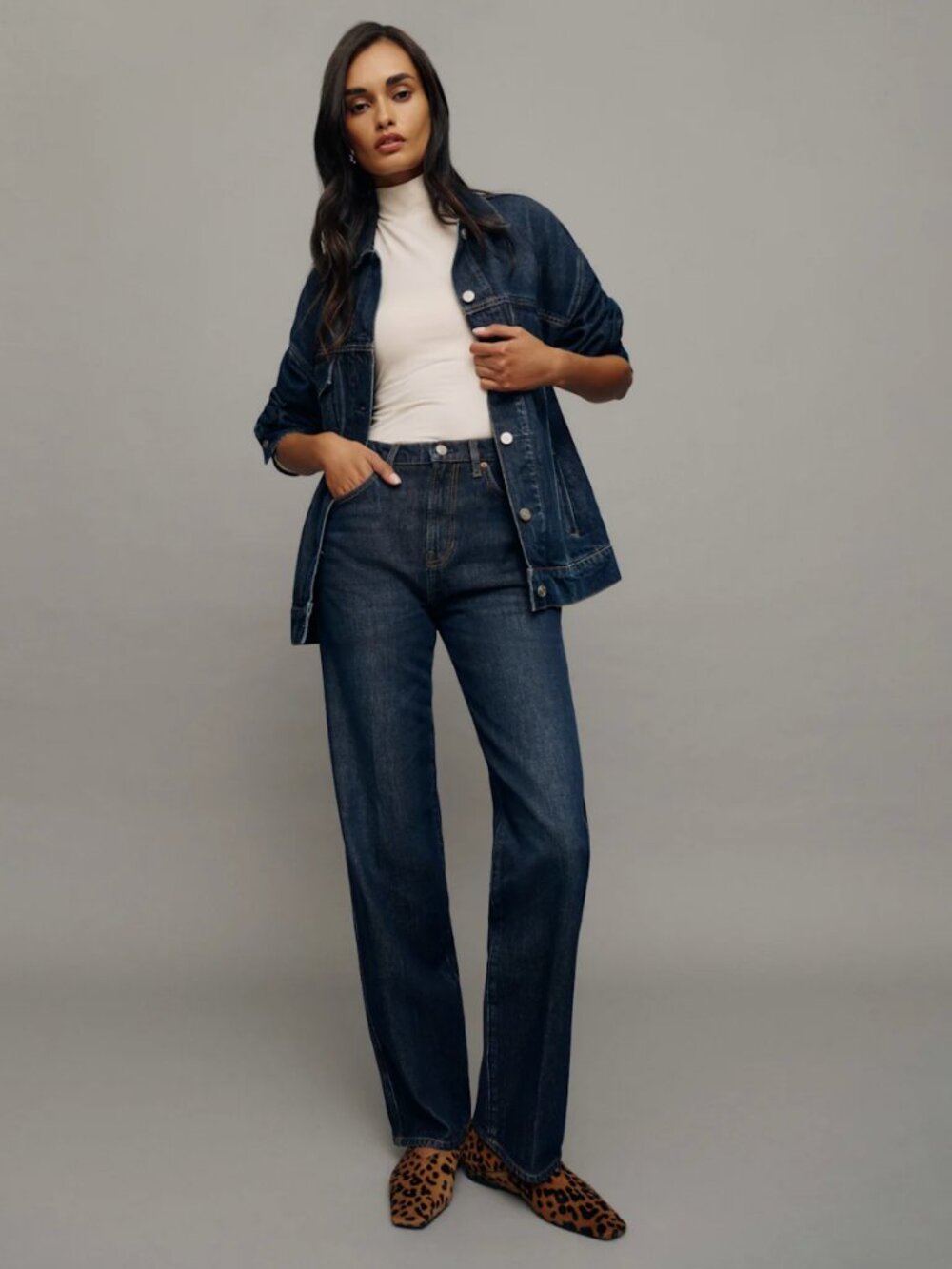Reformation Val 90s Mid Rise Straight Jeans - Size 26